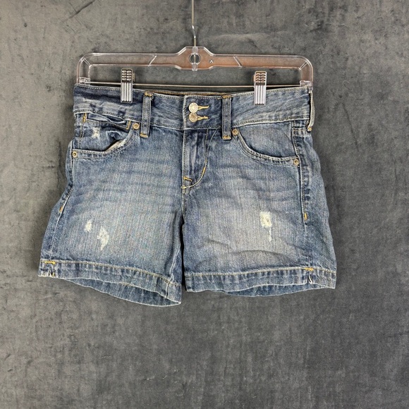 Old Navy Sz 0 Distressed Blue Jean Mid-rise Shorts w/4” inseam - Picture 1 of 10